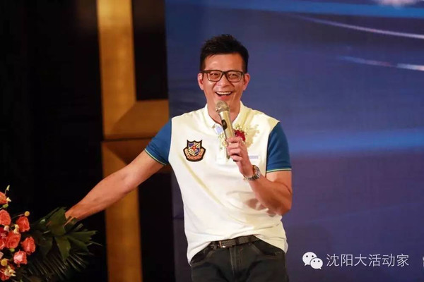 深圳vs香港球赛视频直播，半夜爬起来看球，结果发现选错平台的那种痛，我懂你